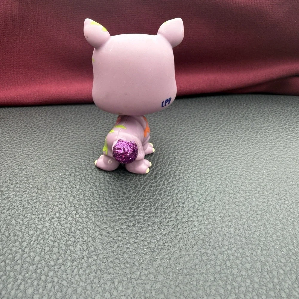 Hasbro Littlest Pet Shop 2342 Purple Glitter Rhinoceros Rhino Blue Eyes LPS‎